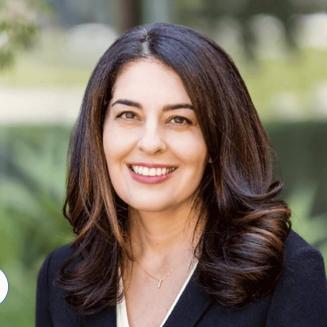 Binoning kirish qismida italiyalik ayol jinsiy aloqada bolgan video